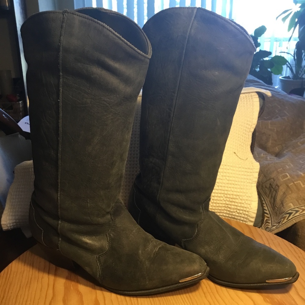 Women's Vintage Grey Dingo Boots~Size 6